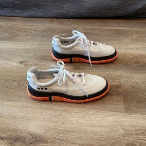 NWOT Osklen Hybrid Lace Up Sneakers